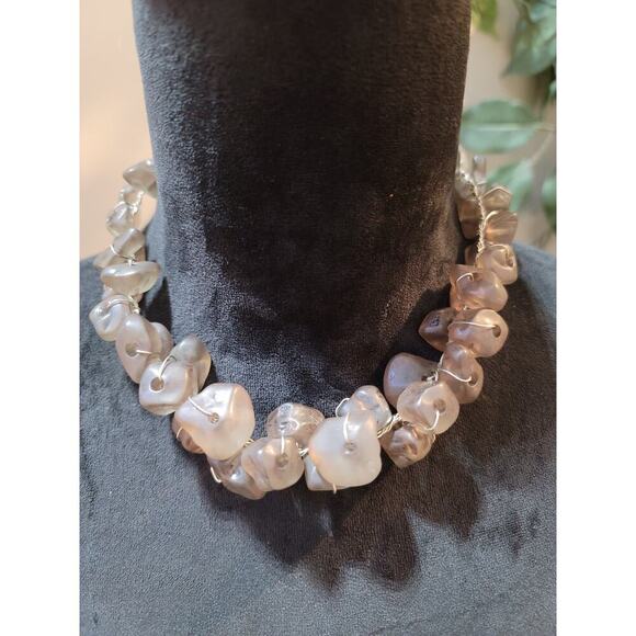 Women's Frosted Chunky Bead Choker Necklace with Handmade Wire Hook Lock - Picture 1 of 6
